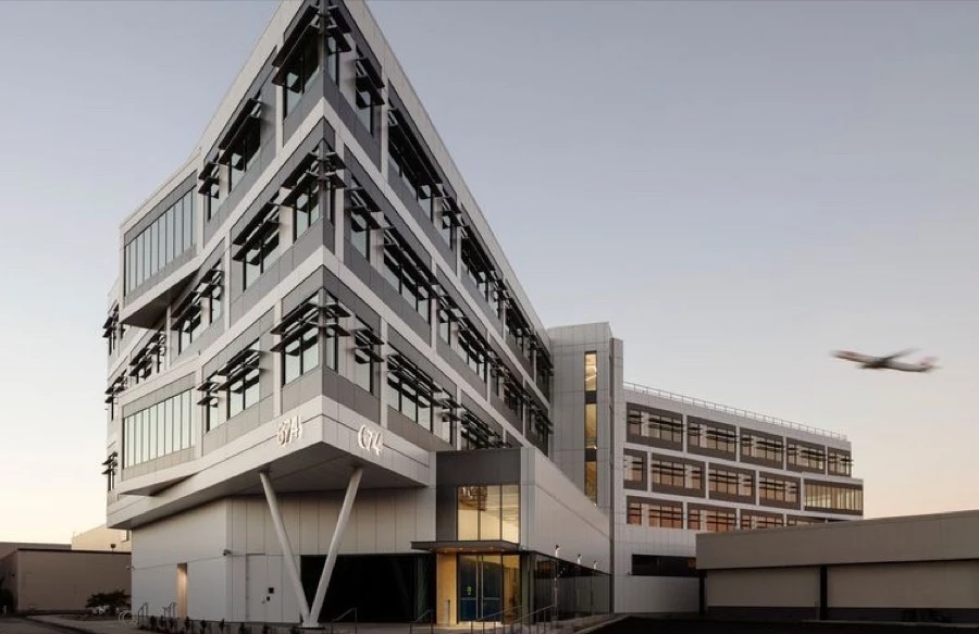 Building 674 consolidated admin campus at SFO